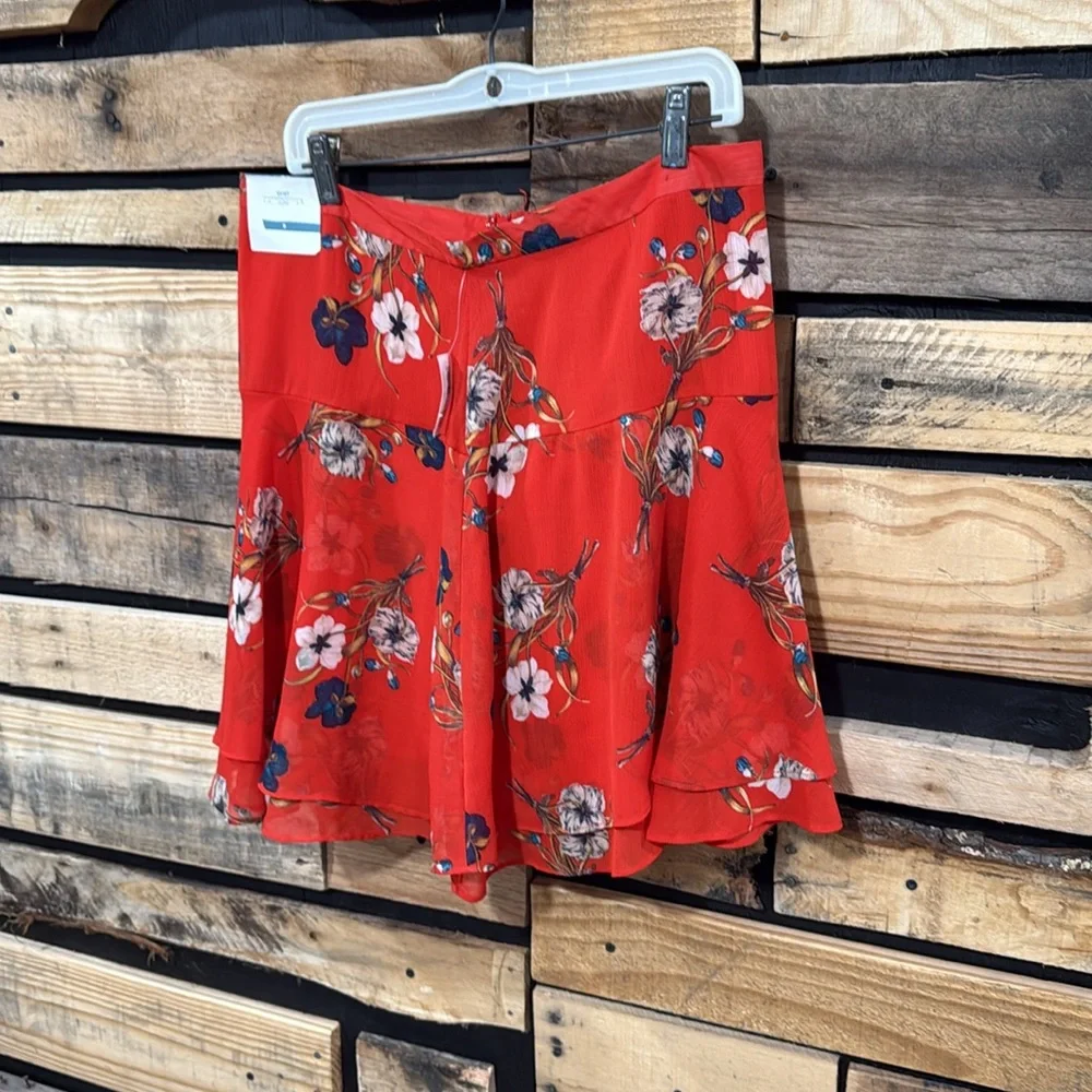 Old Navy‎ Layered Flirty Red Floral Lined Mini Skirt Size 8 NWT